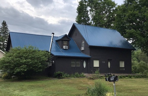 Brighton House | Vermont getaway-your home away from home!
