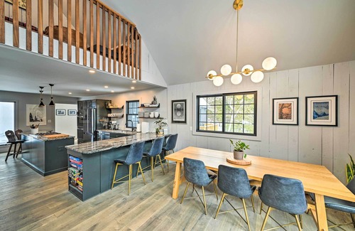 Windham Cabin | Vermont Ski Chalet ~ 5 Mi to Magic Mountain