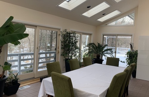 Lewisboro House | Very bright and private guest house in Greenwich