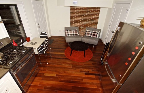 Bedford-Stuyvesant Apartment | Very clean & cozy independant apt. in Brooklyn home