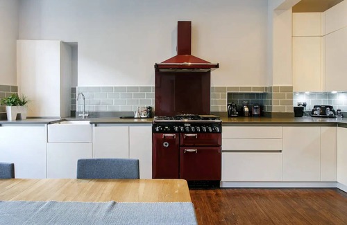 Arbury House | Very comfortable with fantastic amenities