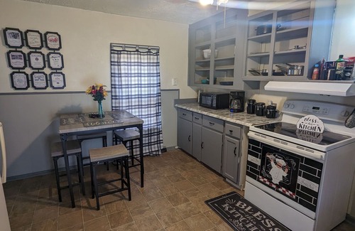 Lincoln House | Very large 1 bedroom house with hot tub very roomy
