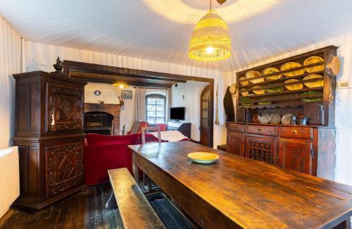 Le Praz Ski Chalet | Very Nice Chalet Near The Slopes Courchevel