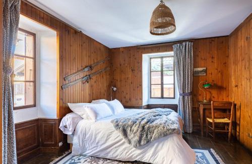 Le Praz Ski Chalet | Very Nice Chalet Near The Slopes Courchevel