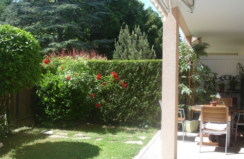 Annecy-le-Vieux Apartment | Very nice garden apartment near lake and stores - 1 bedroom/2 pers