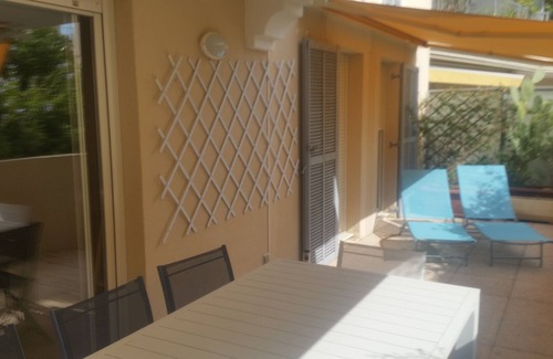 Hyeres City Centre Apartment | Very nice spacious and bright apartment T3 any comfort (terrace 25m2)