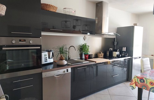 Mondragon House | Very pretty village house