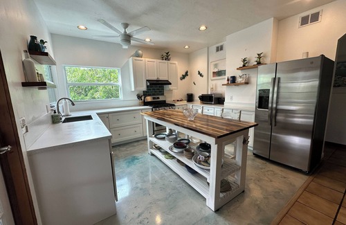 Little Torch Key House | Very Private 3 Bedroom/2 Bath Canal Home in Little Torch Key w/Private Pool