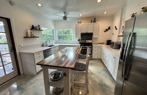 Little Torch Key House | Very Private 3 Bedroom/2 Bath Canal Home in Little Torch Key w/Private Pool