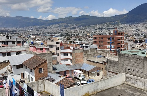 Quito Apartment | Very private and quiet suite with a panoramic view of the entire city.