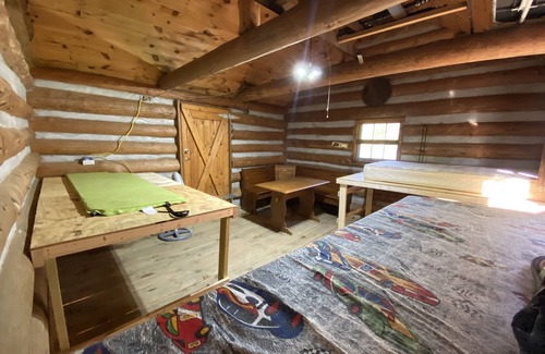 Del Rio Cabin | Very Private Riverfront Cabin 38 miles from Gatlinburg/Pigeon Forge/Sevierville