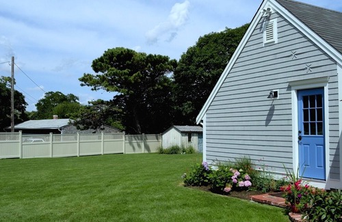 Harwich Port House | Very Short Walk to the beach and town! Top location in Harwich Port!