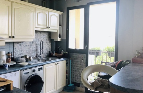 Le Tremblay Apartment | Very spacious 2-bed room, 2 km from Paris, 20 min by transportation, parking
