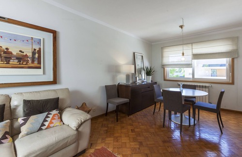 Mafamude House | Very spacious and bright house with GARAGE