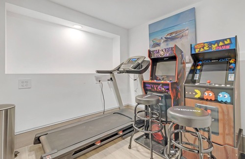 East Side Apartment | Vessel Hotel Studio Suites of Atlanta.