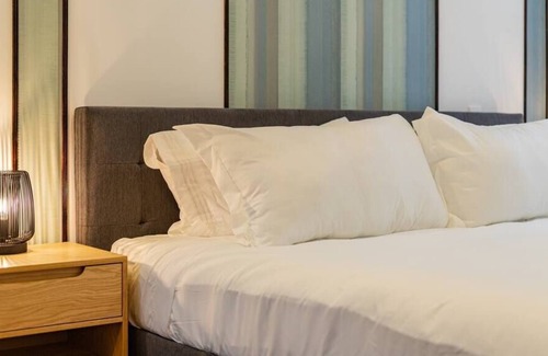 Doctores Apartment | VH | Great location | Spacious flat 3BR | 225