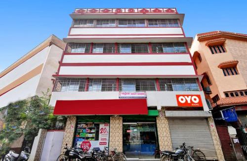 Kolkata Hotel | Vhyom Sky Palace