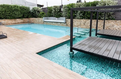 Vina del Mar Apartment | Viña Retreat - 2BR W/Pool, Wifi & Parking