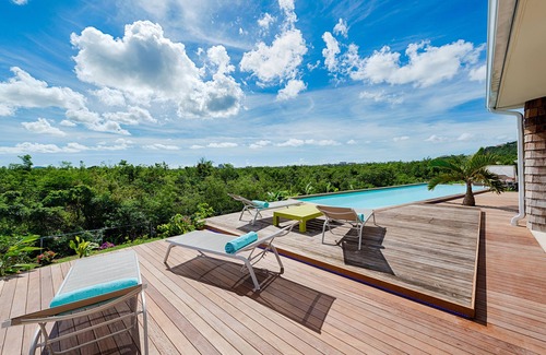 Plum Bay Villa | Villa Bahia Blue