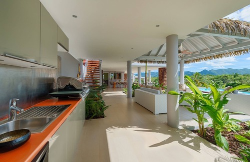 Plum Bay Villa | Villa Bahia Blue