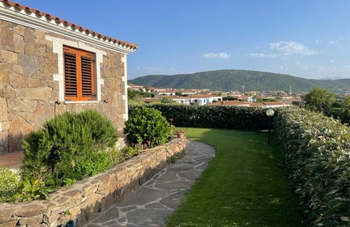 Tanaunella Villa | Via Apollo 6 - Fbu-lux01
