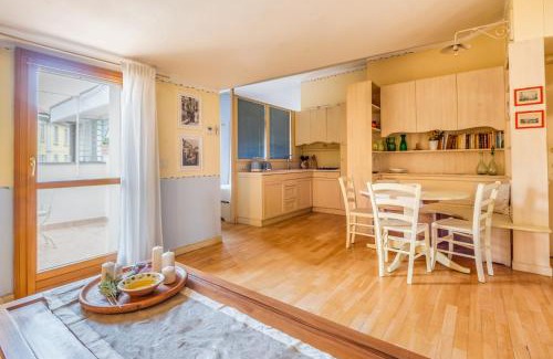 Zona Zara Apartment | Via Delle Abbadesse 50 4 Pax Wi-Fi