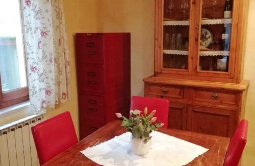 Montaione Apartment | Via Roma