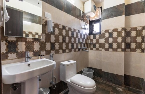 Kaul Hotel | Viable Inn