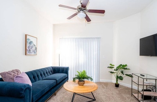 SouthPark Apartment | Viagem| Attractive Location 1BR with Gym & Parking