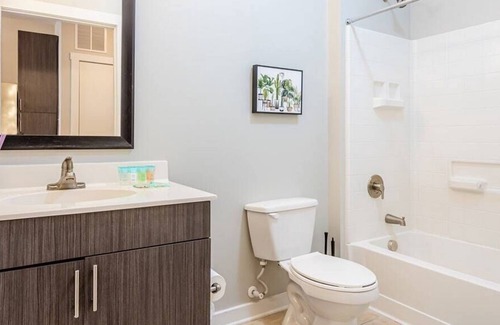 Plaza Midwood Apartment | Viagem|Fashionable Studio in Vibrant Area