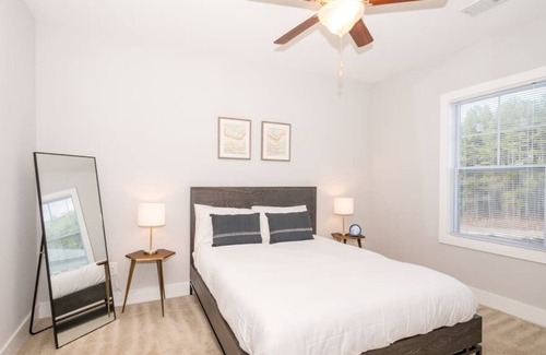 Morrisville Apartment | Viagem Premium 2BR with Balcony,Pool&Gym