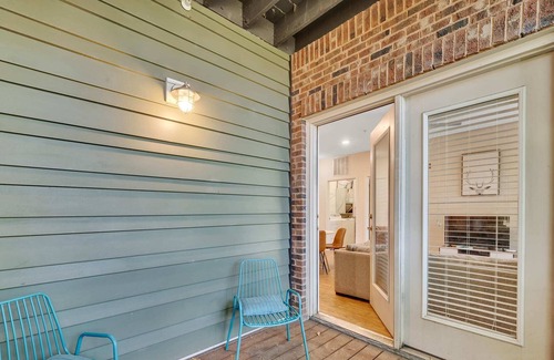 Wesley Heights Apartment | Viagem Stunning 1BR in Prime Location