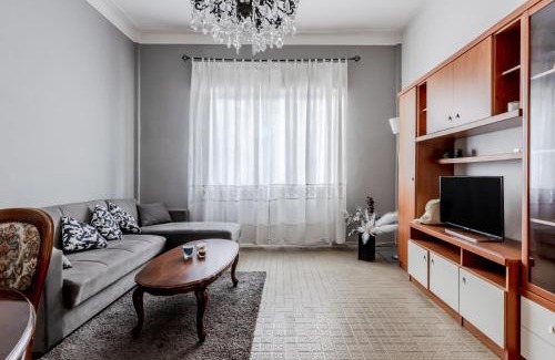 Ex Campo d'Aviazione Apartment | Viareggio - Roomy Apartment near the beach!