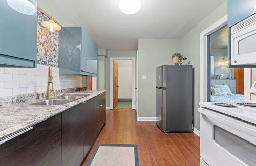 Fort Wayne House | Vibrant 3 Bedroom with 2 Kitchens! Near Downtown