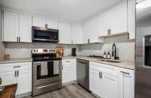 Sylvan Hills Apartment | Vibrant 3BD in SylvanHills Near Southside Beltline