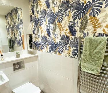 Haggerston Apartment | Vibrant & Inviting 1BD Flat Heart of Haggerston!