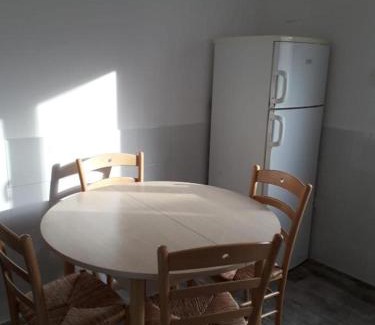 Le Blanc-Mesnil Apartment | Victor Hugo