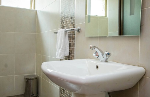 Kisumu Hotel | Victoria Comfort Inn Kisumu