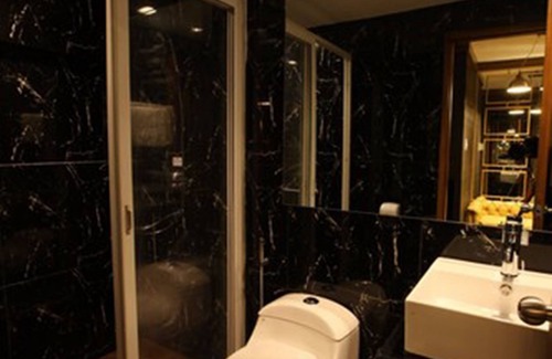 Pasig Hotel | Victoria Court Escarpment - Pasig