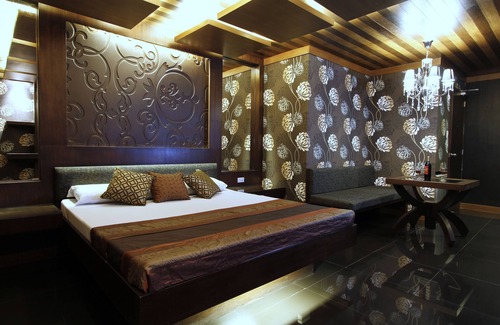 Pasig Hotel | Victoria Court Suites - Pasig