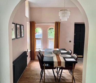 Londonderry House | Victoria Gate Lodge