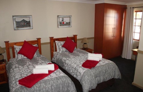 Victoria Bay Bed & Breakfast | Victoria Heights B&B