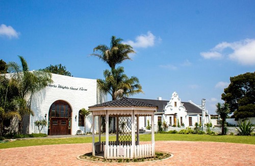 Victoria Bay Bed & Breakfast | Victoria Heights B&B