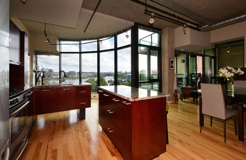 James Bay Condo | Victoria Inner Harbor Luxury with Stunning Ocean Views