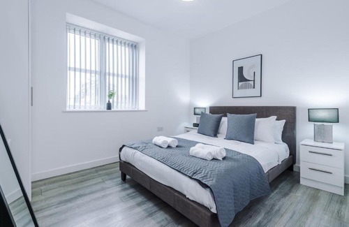Wigan Apartment | Victoria Mill by Staycay