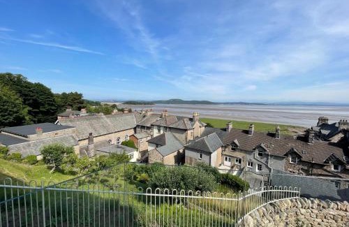 Grange-over-Sands House | Victoria Mount