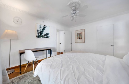 Hendricks and Venice Isles Apartment | Victoria Park Apart with Private Backyard and BBQ
