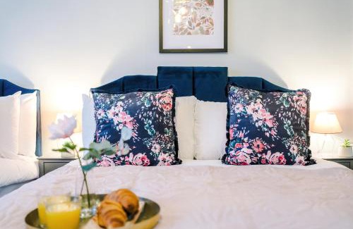 Leamington Spa Apartment | Victoria Park Studio 1 - Self Contained, FREE Netflix, Amazon Prime & Disneyplus