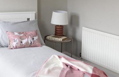 Belfast House | Victoria Road Guesthouse