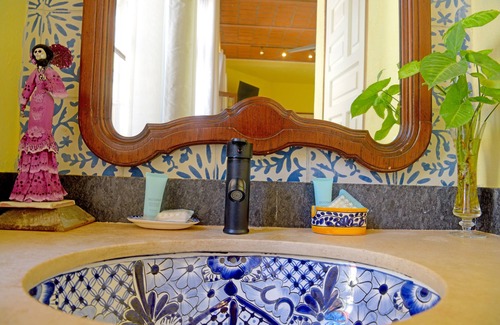 Emiliano Zapata Hotel | Victoria Suites